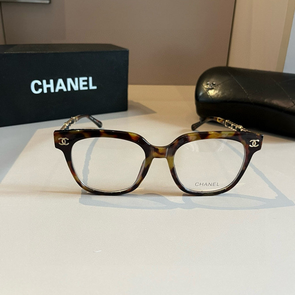 Chanel Oversized Silver Lens Sunglasses for Men & Women - 371719 - detail image 2