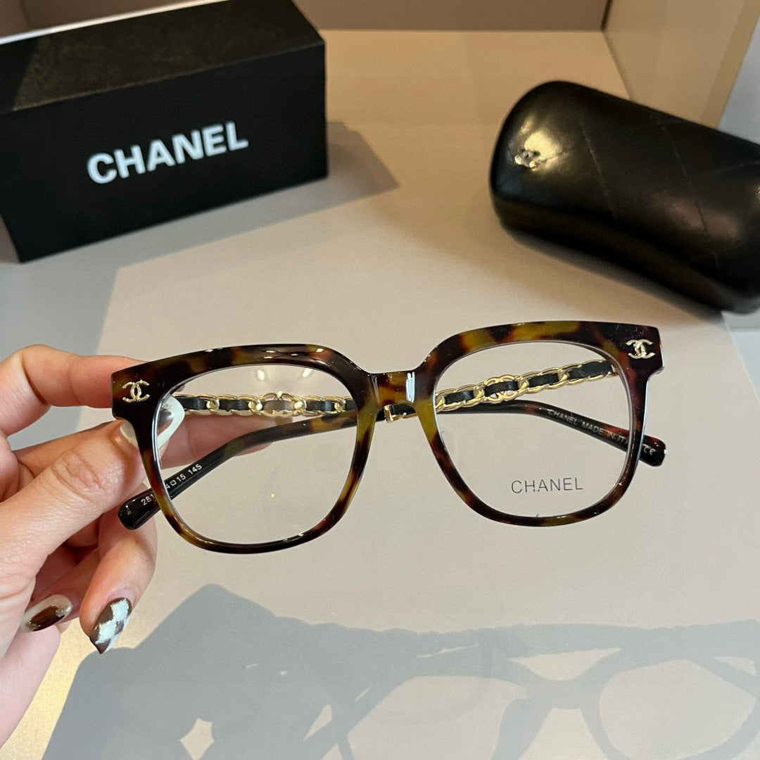 Chanel Oversized Silver Lens Sunglasses for Men & Women - 465143 - detail image 6