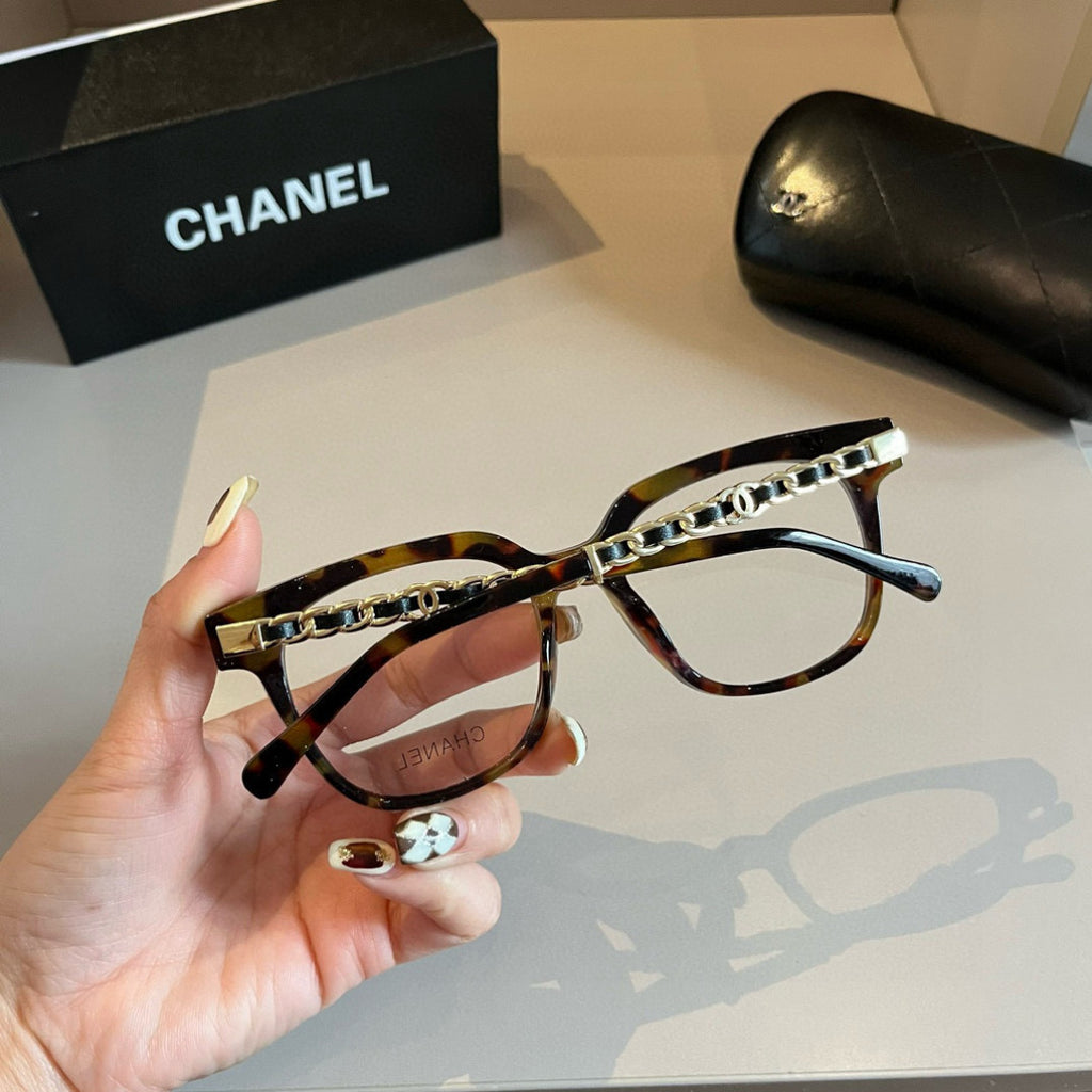 Chanel Oversized Silver Lens Sunglasses for Men & Women - 371719 - detail image 8