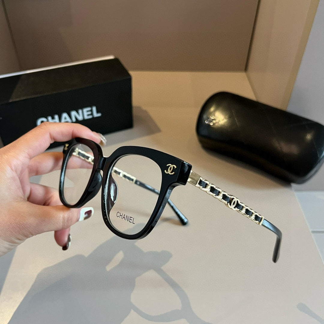 Chanel Oversized Silver Lens Sunglasses for Men & Women - 465145 - detail image 3