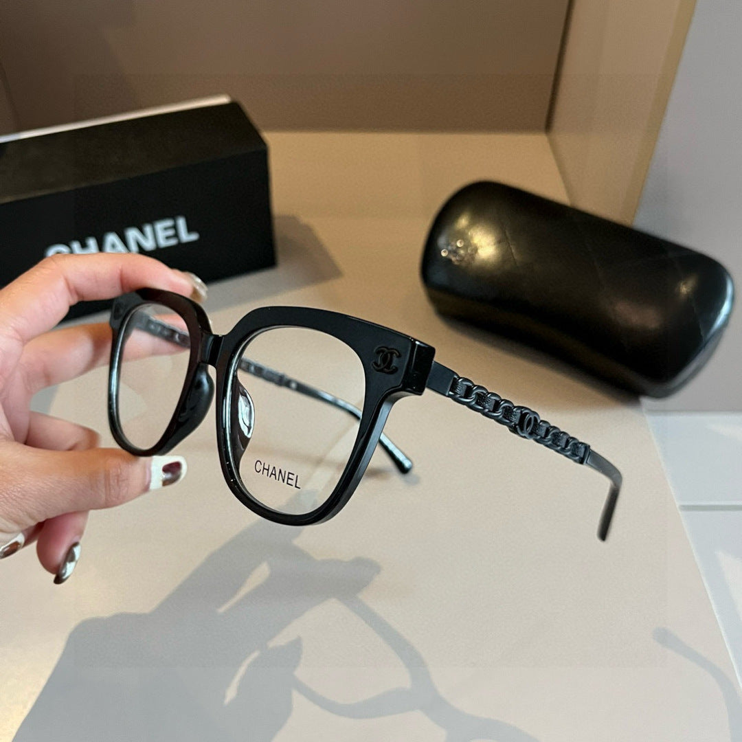 Chanel Oversized Silver Lens Sunglasses for Men & Women - 465146 - detail image 3