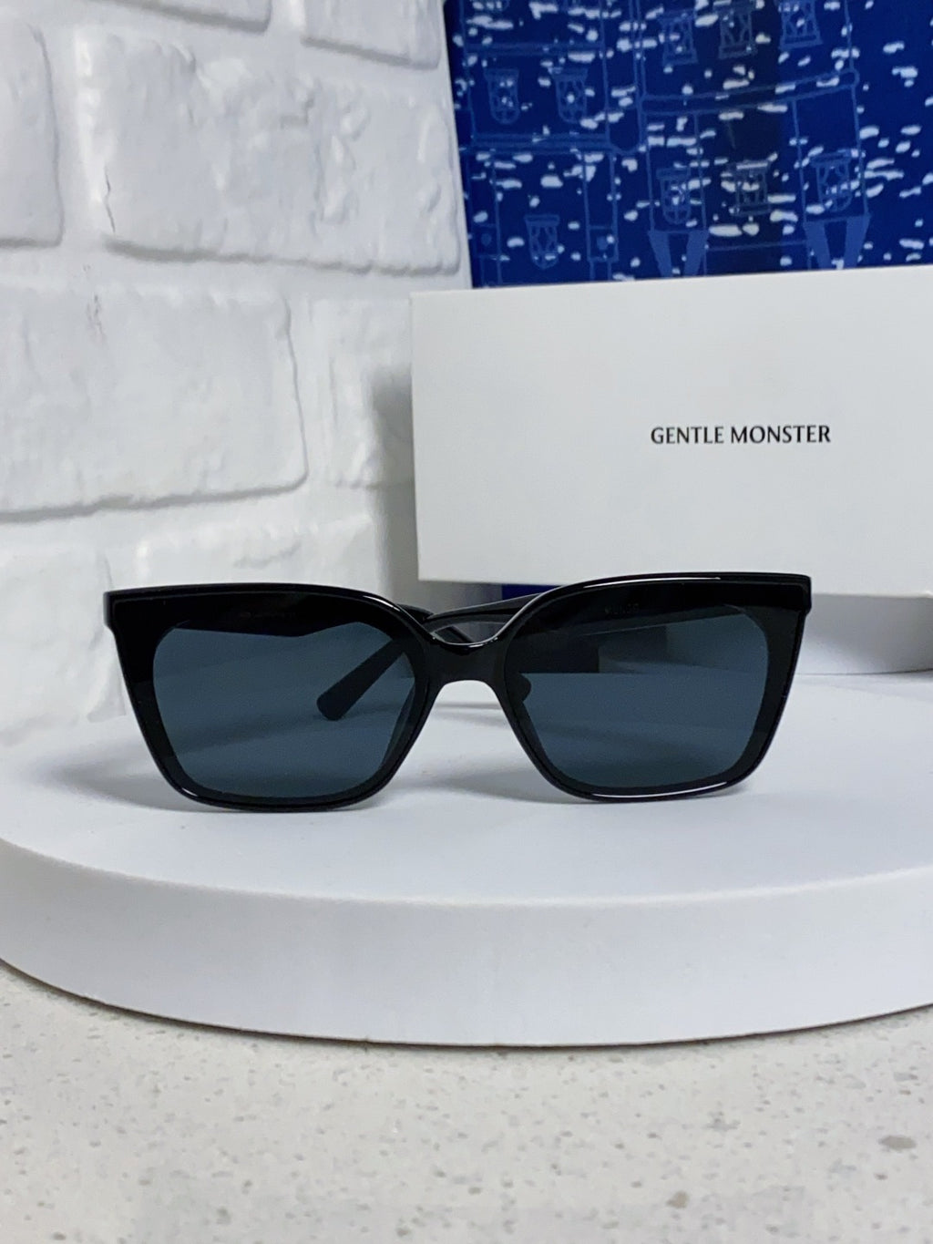 Gentle Monster MONDO Square Black Lens Sunglasses for Men & Women - detail image 2