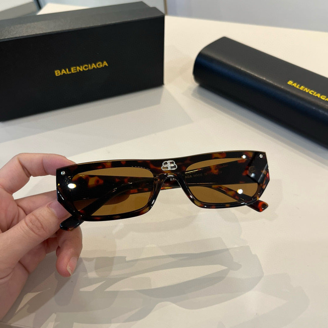 Balenciaga Rectangular Brown Lens Sunglasses for Men & Women - 432548 - detail image 5