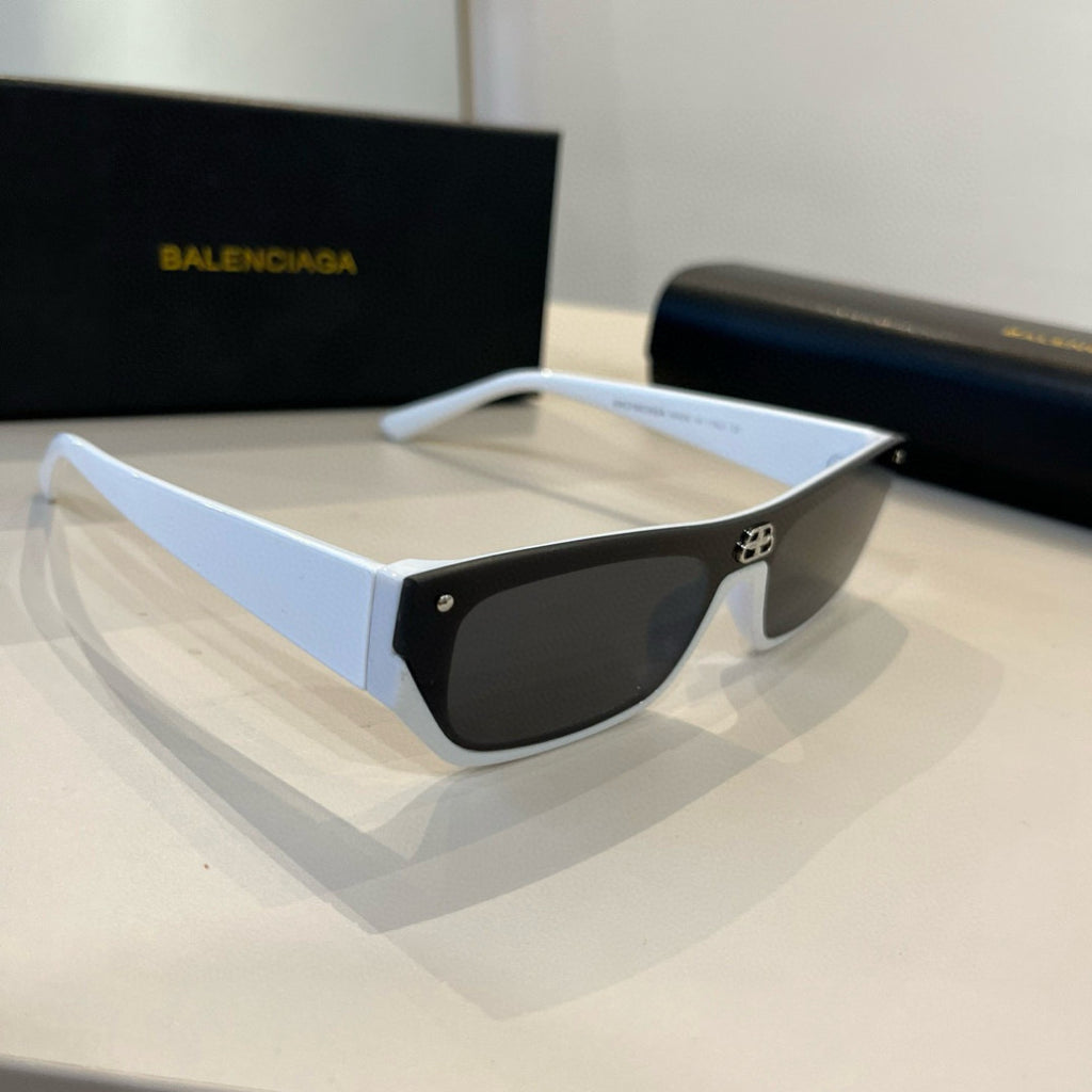 Balenciaga Rectangular Silver Lens Sunglasses for Men & Women - 487500