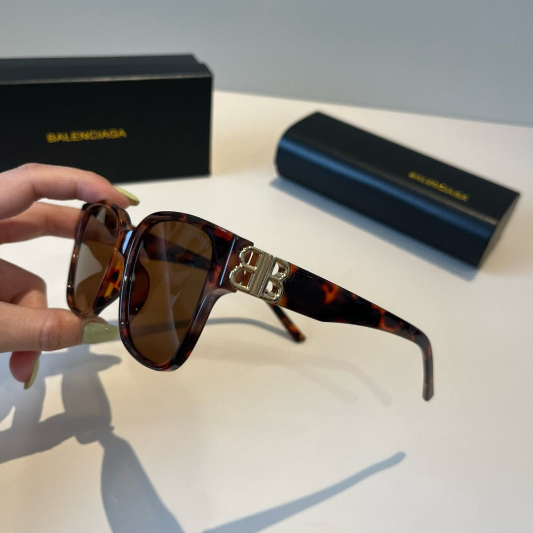 Balenciaga Folding Square Black Lens Sunglasses for Men & Women - 466035 - detail image 4