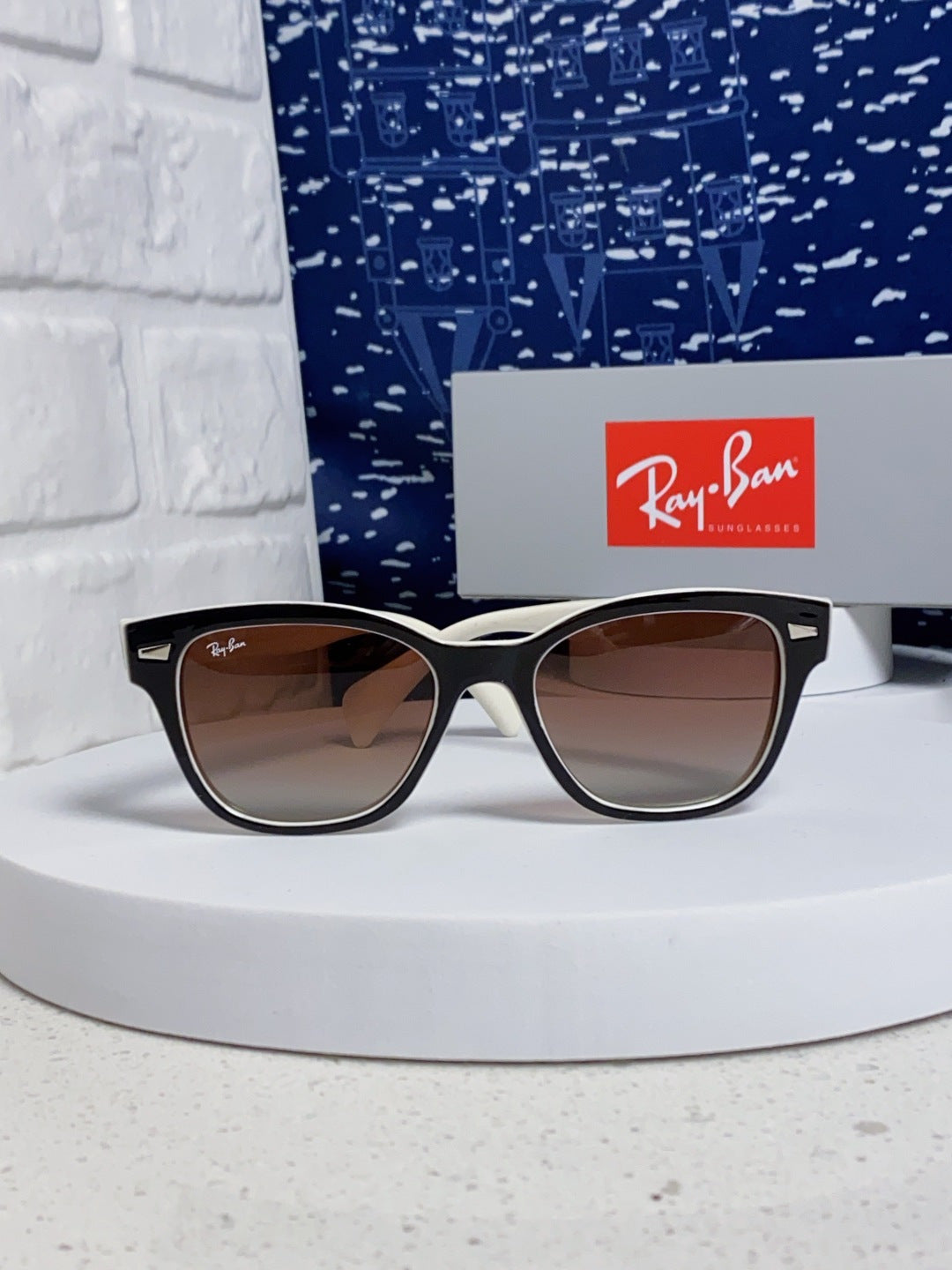 Ray-Ban RB0880 Square Silver Lens Sunglasses for Men & Women - detail image 2