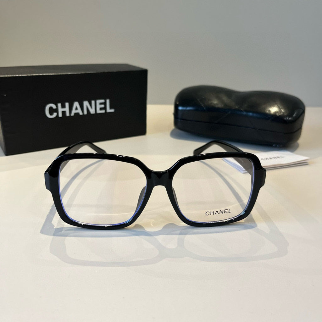 Chanel Oversized Black Lens Sunglasses for Men & Women - 415205 - detail image 2