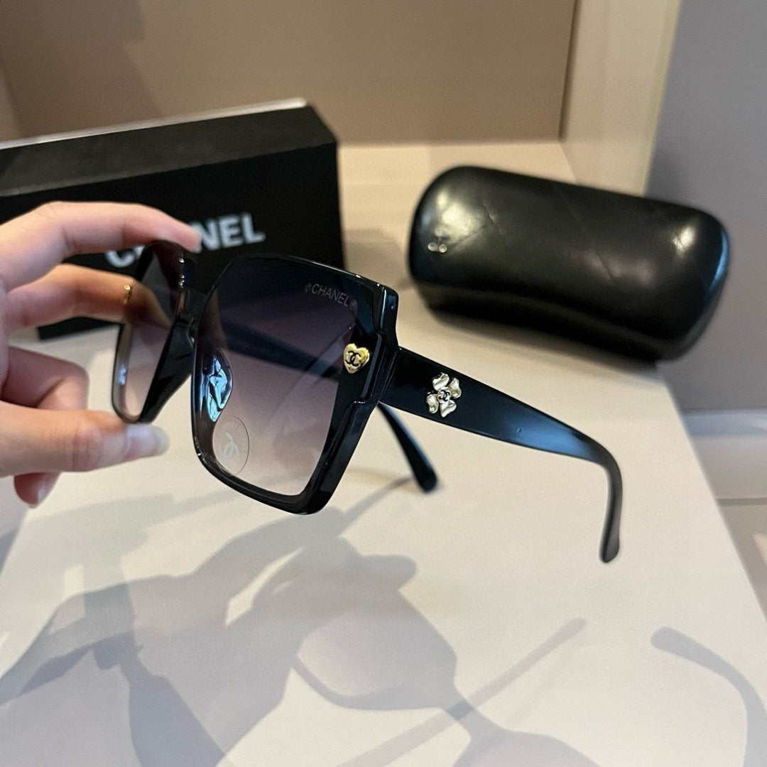 Chanel Square Silver Lens Sunglasses for Men & Women - 431566 - detail image 4