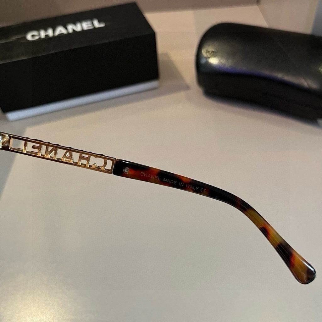 Chanel Oversized Brown Lens Sunglasses for Men & Women - 867050 - detail image 8