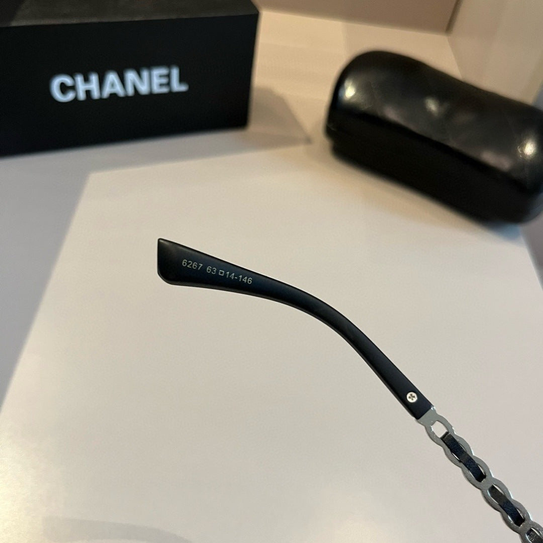 Chanel Oversized Black Lens Sunglasses for Men & Women - 382243 - detail image 8