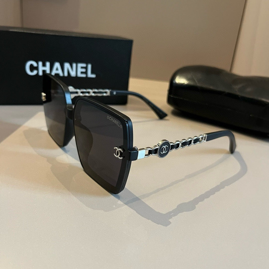 Chanel Oversized Black Lens Sunglasses for Men & Women - 382243 - detail image 2