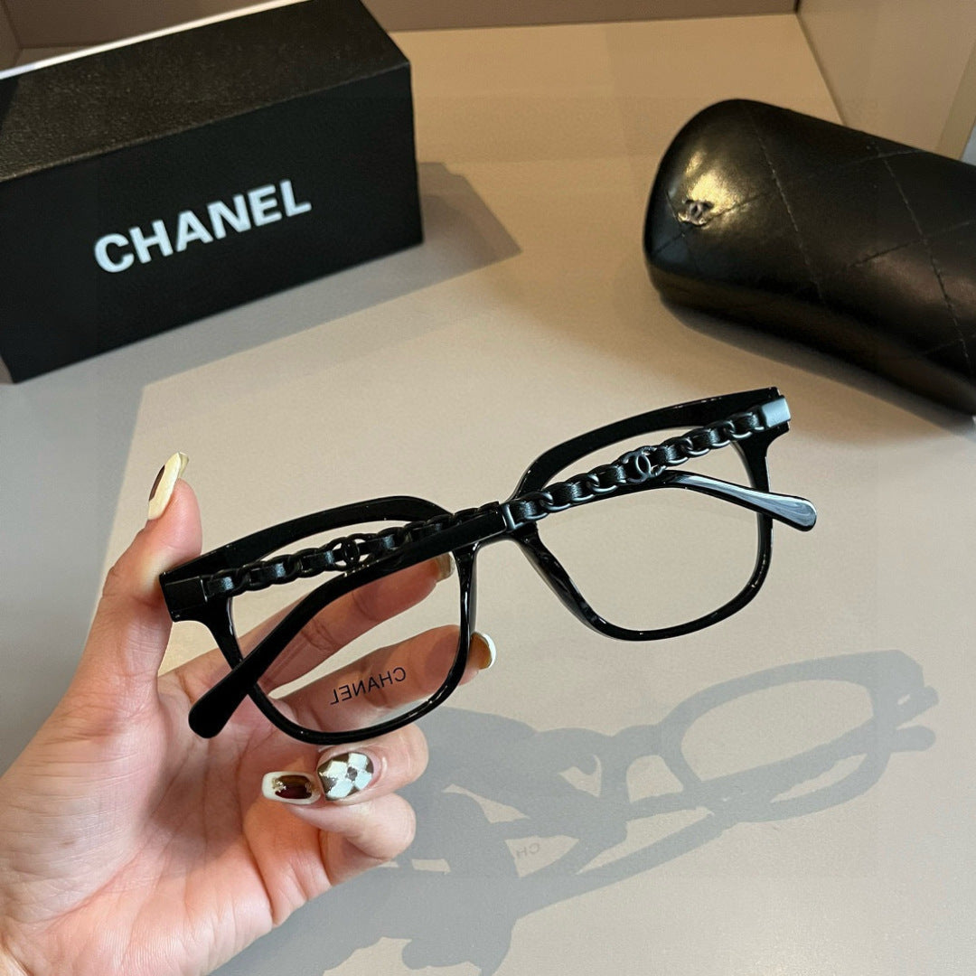 Chanel Oversized Silver Lens Sunglasses for Men & Women - 997779 - detail image 6