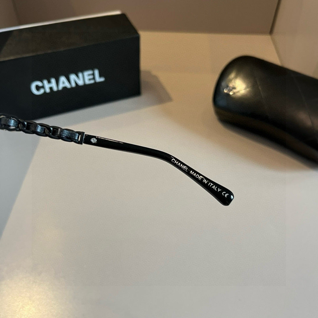 Chanel Oversized Silver Lens Sunglasses for Men & Women - 997779 - detail image 7