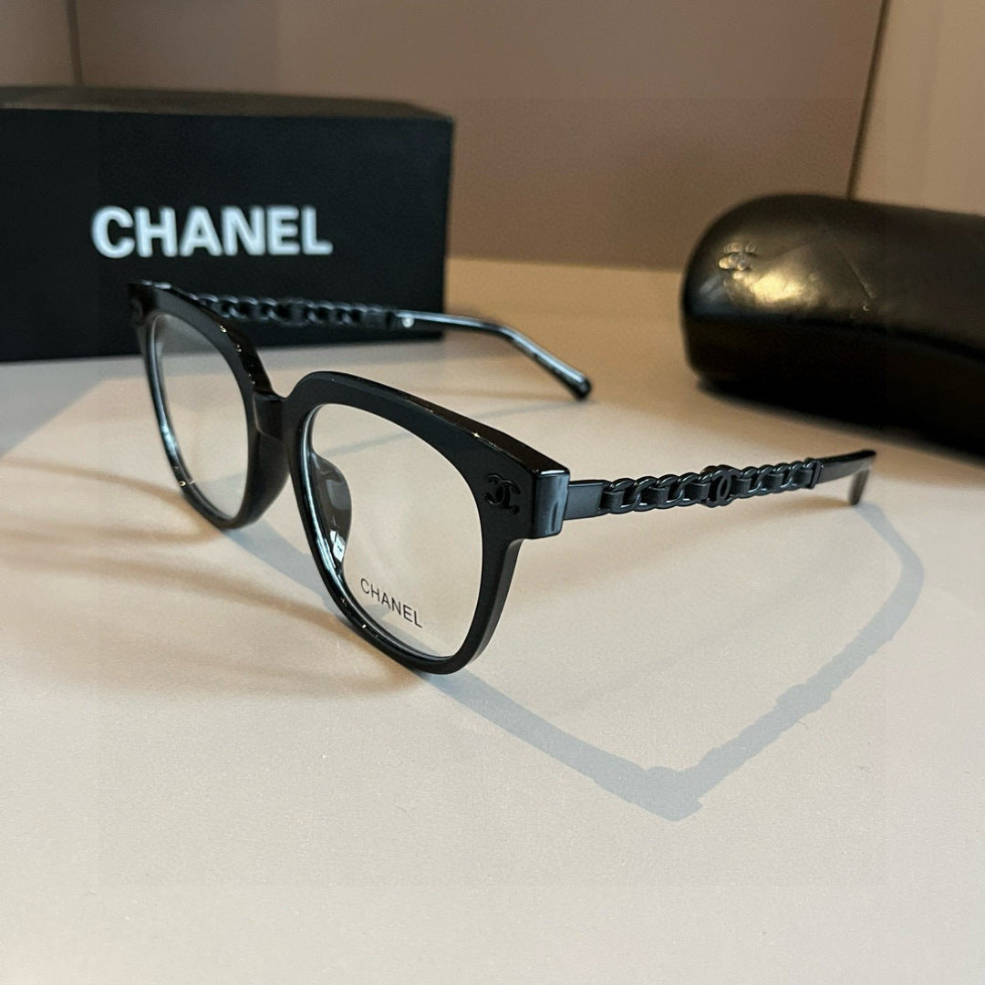 Chanel Oversized Silver Lens Sunglasses for Men & Women - 997779 - detail image 2
