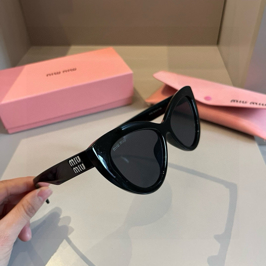 Miu Miu Cat-Eye Gold Lens Sunglasses for Men & Women - 416190 - detail image 5