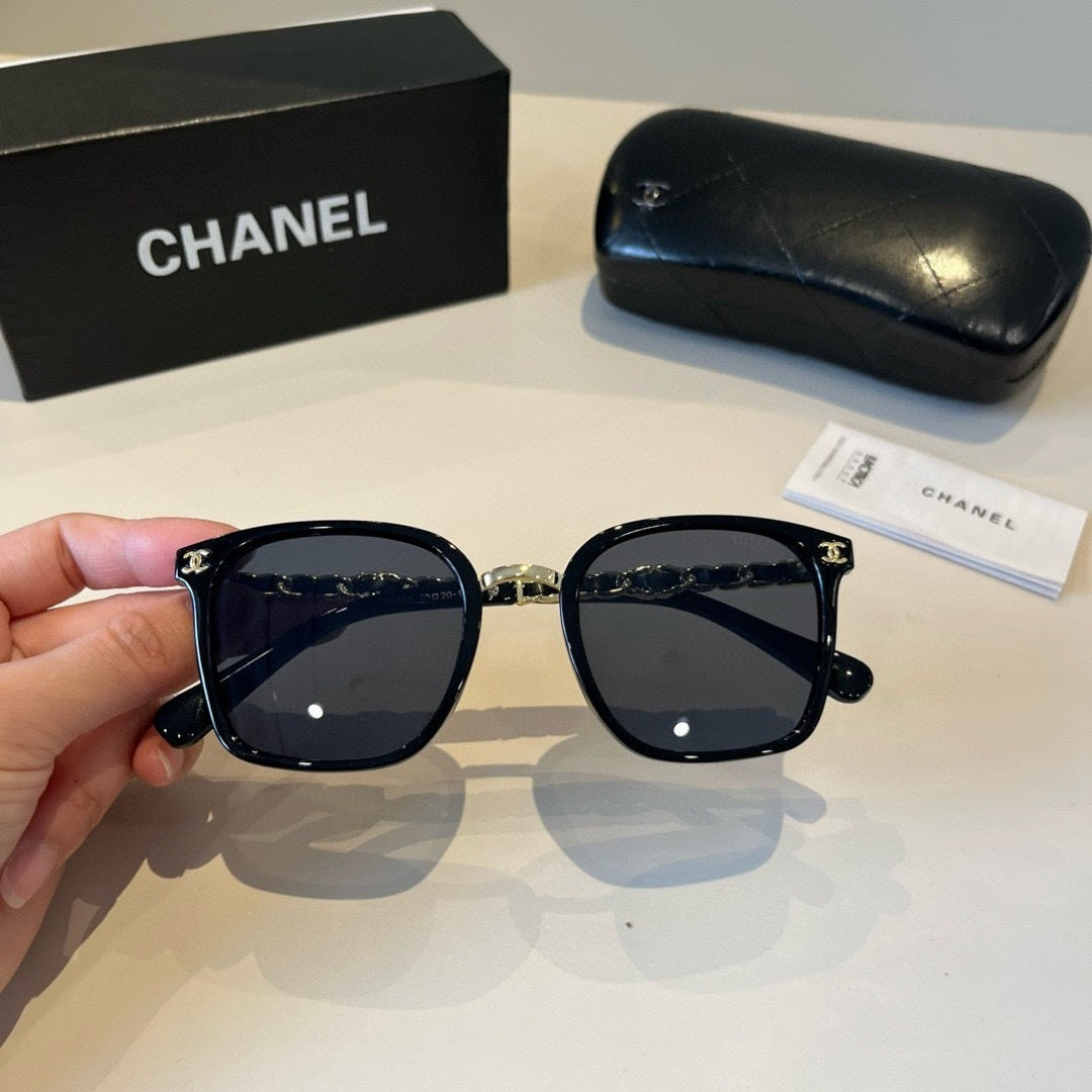 Chanel Oversized Black Lens Sunglasses for Men & Women - 997775 - detail image 5