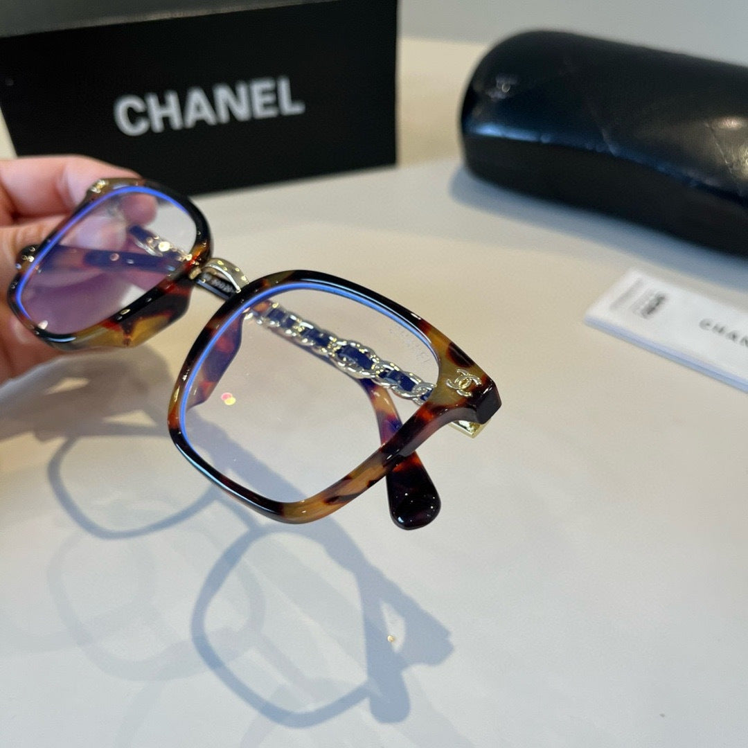 Chanel Oversized Silver Lens Sunglasses for Men & Women - 997748 - detail image 9