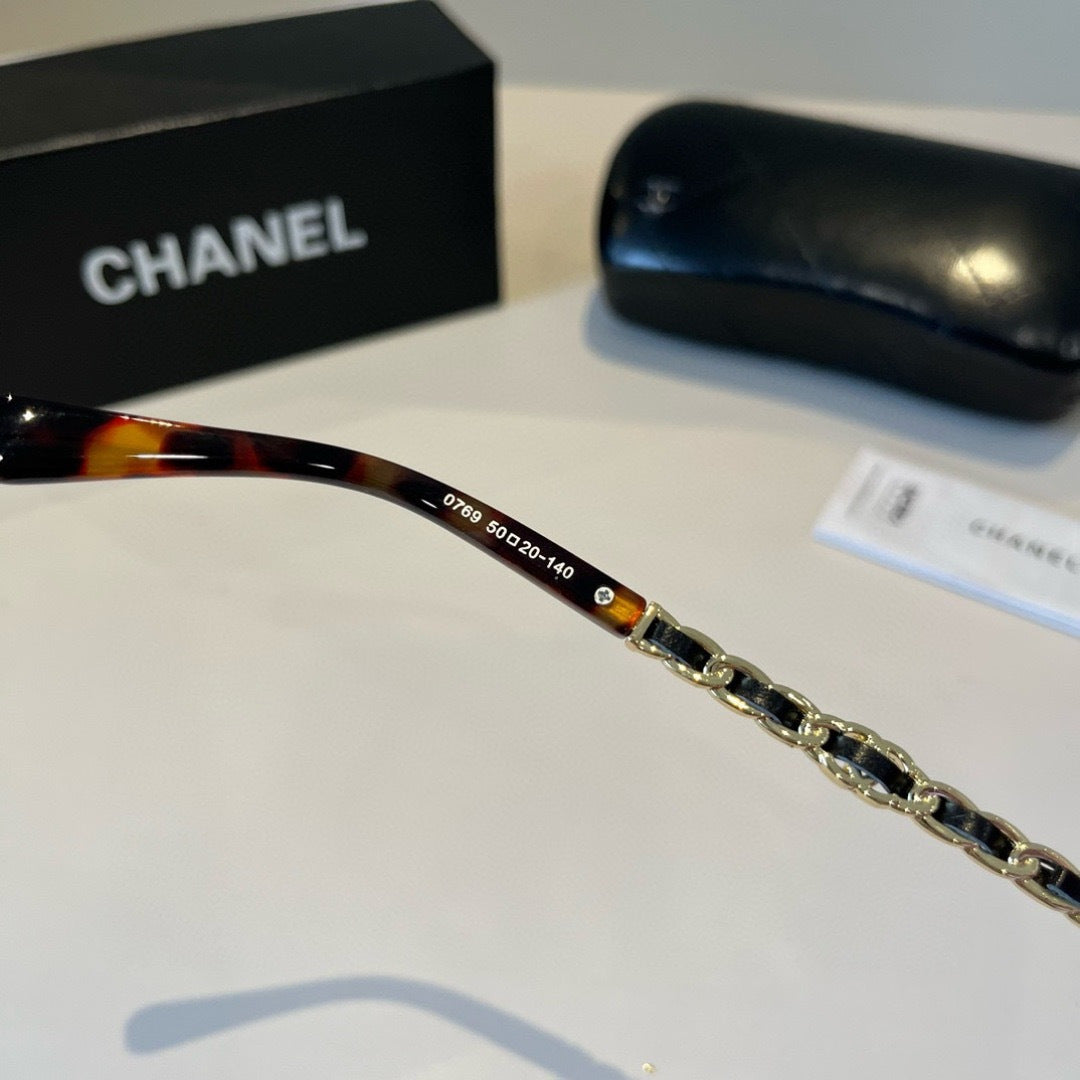 Chanel Oversized Silver Lens Sunglasses for Men & Women - 997748 - detail image 6