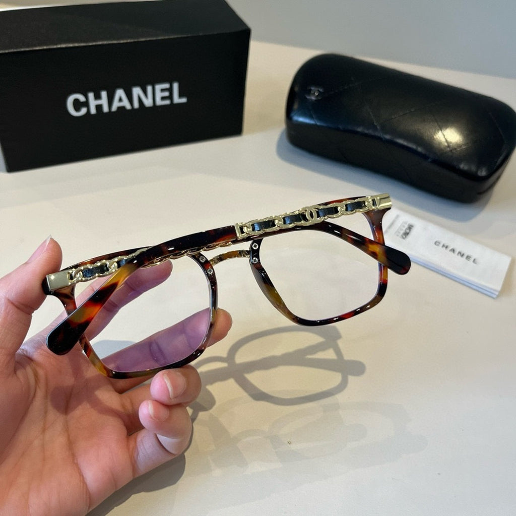 Chanel Oversized Silver Lens Sunglasses for Men & Women - 997748 - detail image 7