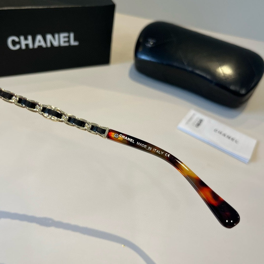 Chanel Oversized Silver Lens Sunglasses for Men & Women - 997748 - detail image 5