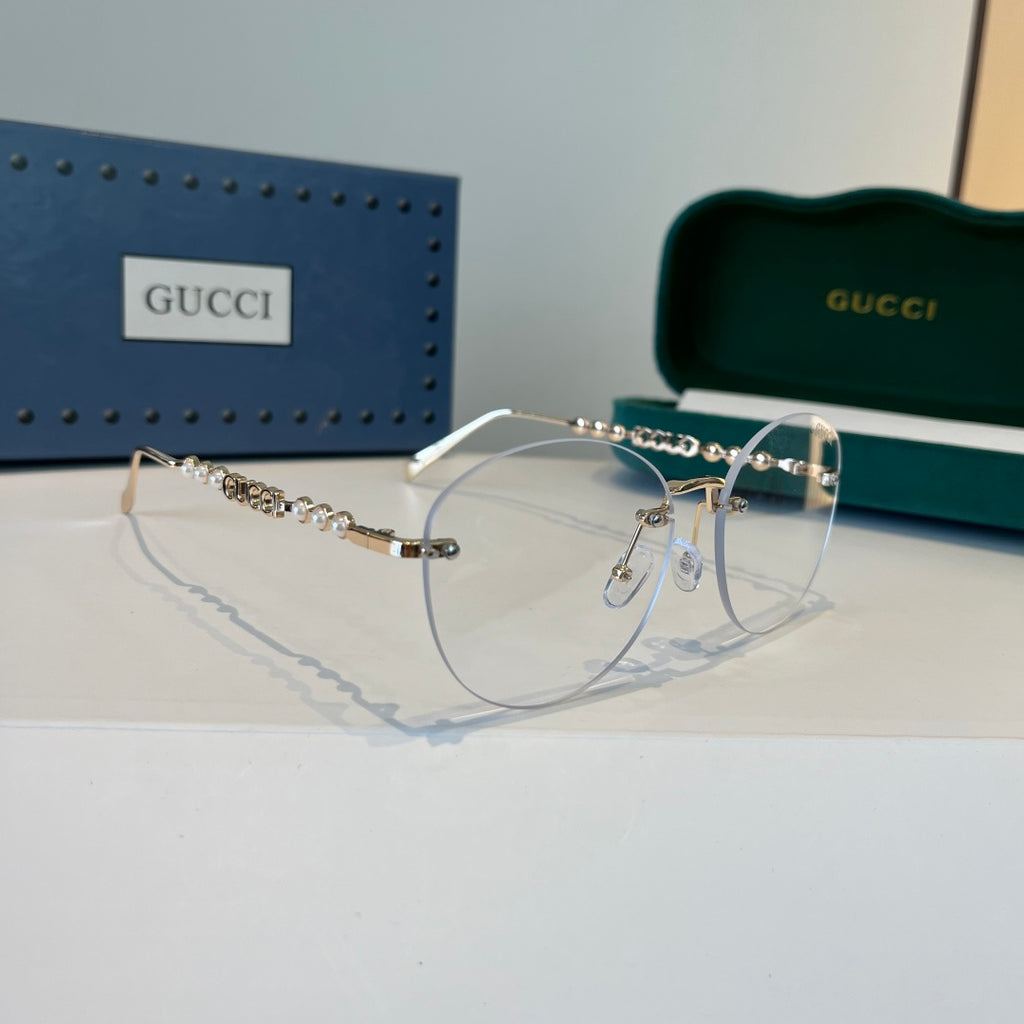 Gucci Oversized Silver Lens Sunglasses for Women - 866915