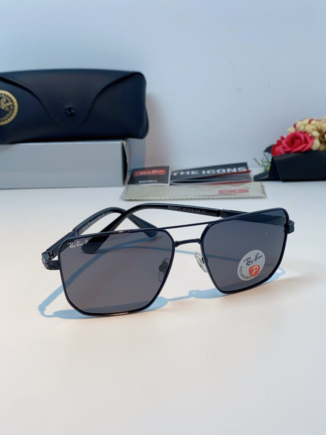 Ray-Ban RB58477 Polarized Oversized Black Lens Sunglasses for Men & Women - detail image 2