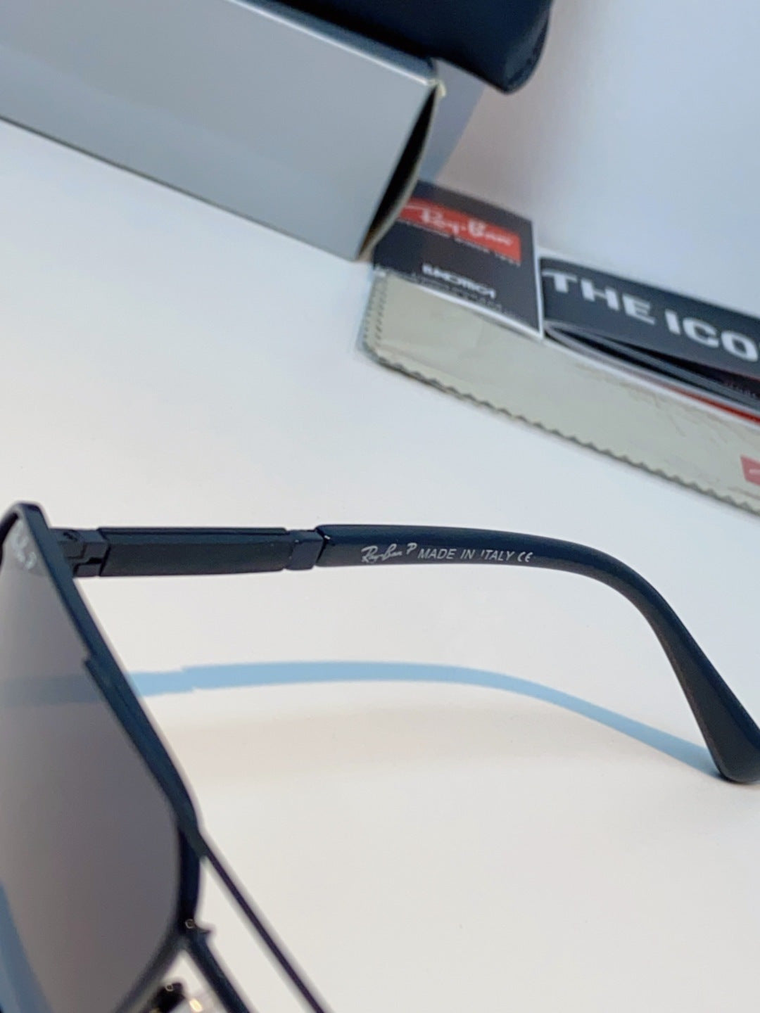 Ray-Ban RB58477 Polarized Oversized Black Lens Sunglasses for Men & Women - detail image 8