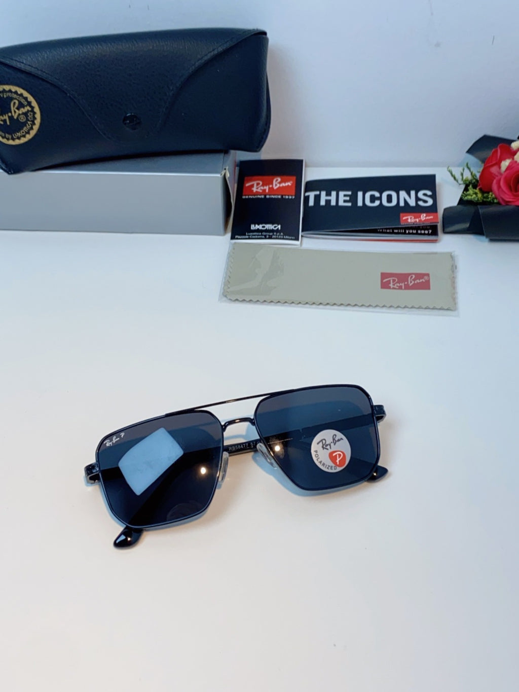 Ray-Ban RB58477 Polarized Oversized Black Lens Sunglasses for Men & Women - detail image 9
