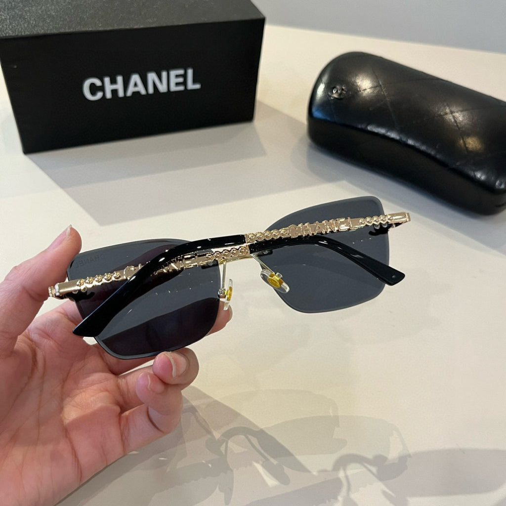 Chanel Oversized Silver Lens Sunglasses for Men & Women - 415216 - detail image 8