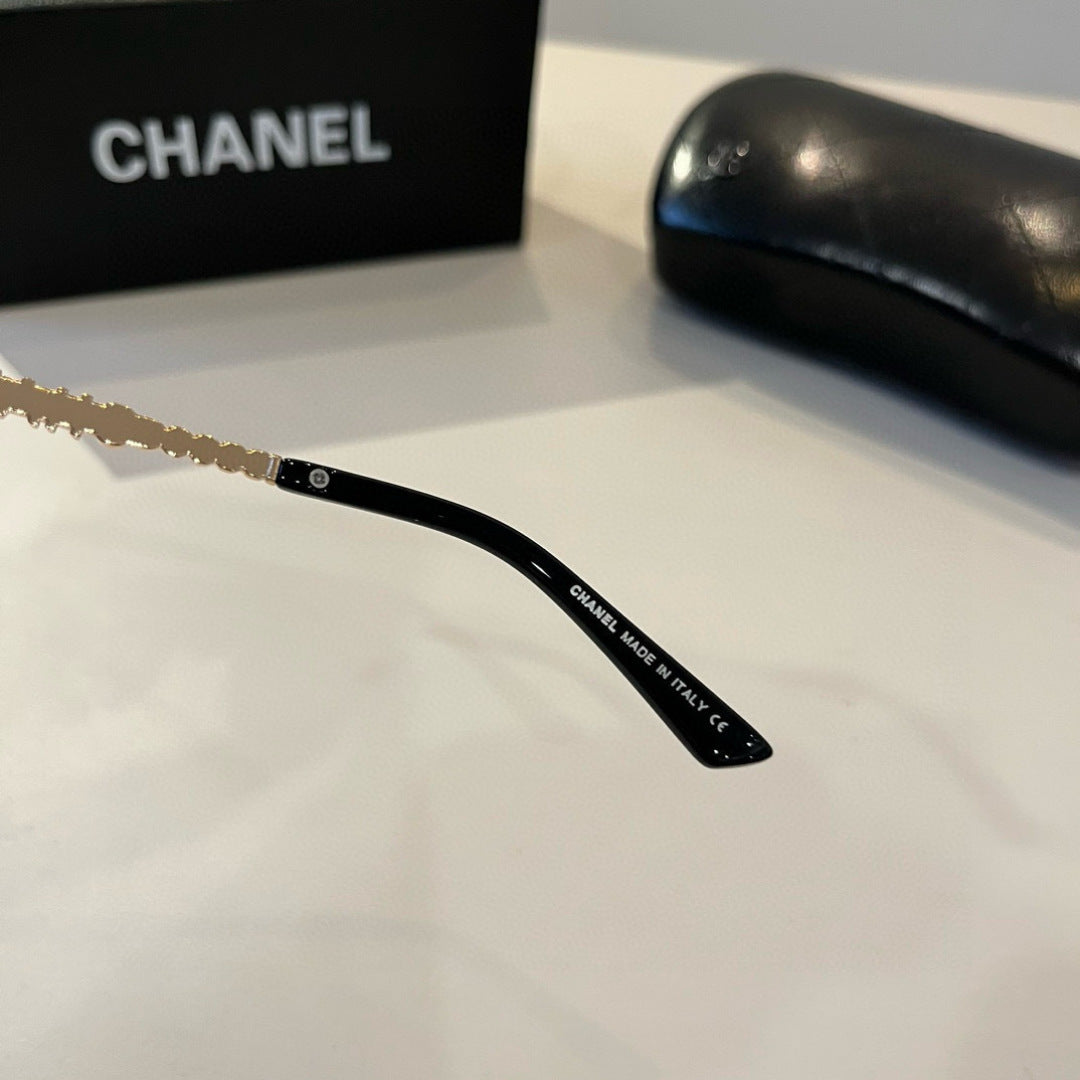 Chanel Oversized Silver Lens Sunglasses for Men & Women - 358026 - detail image 10