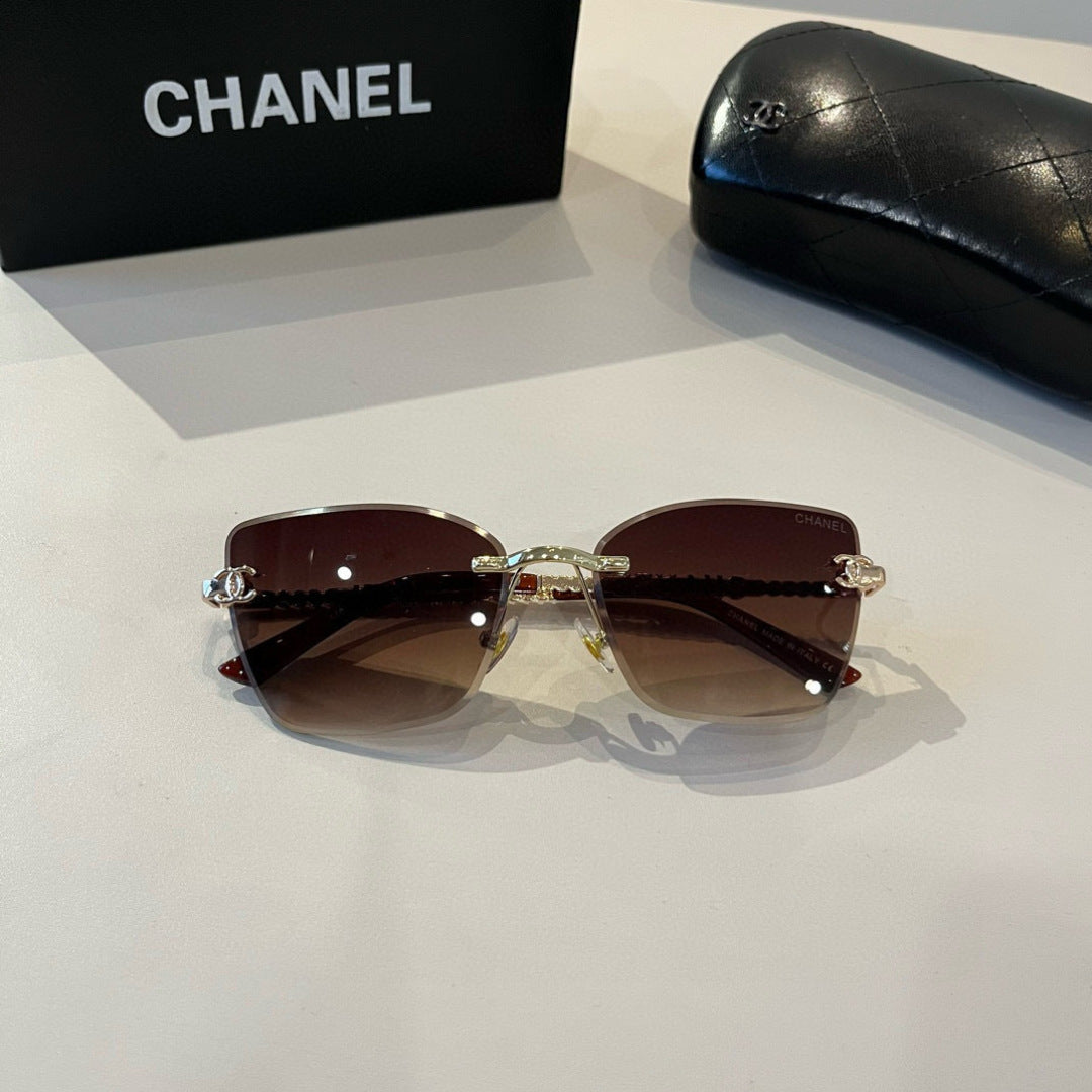 Chanel Oversized Brown Lens Sunglasses for Men & Women - 415217 - detail image 4