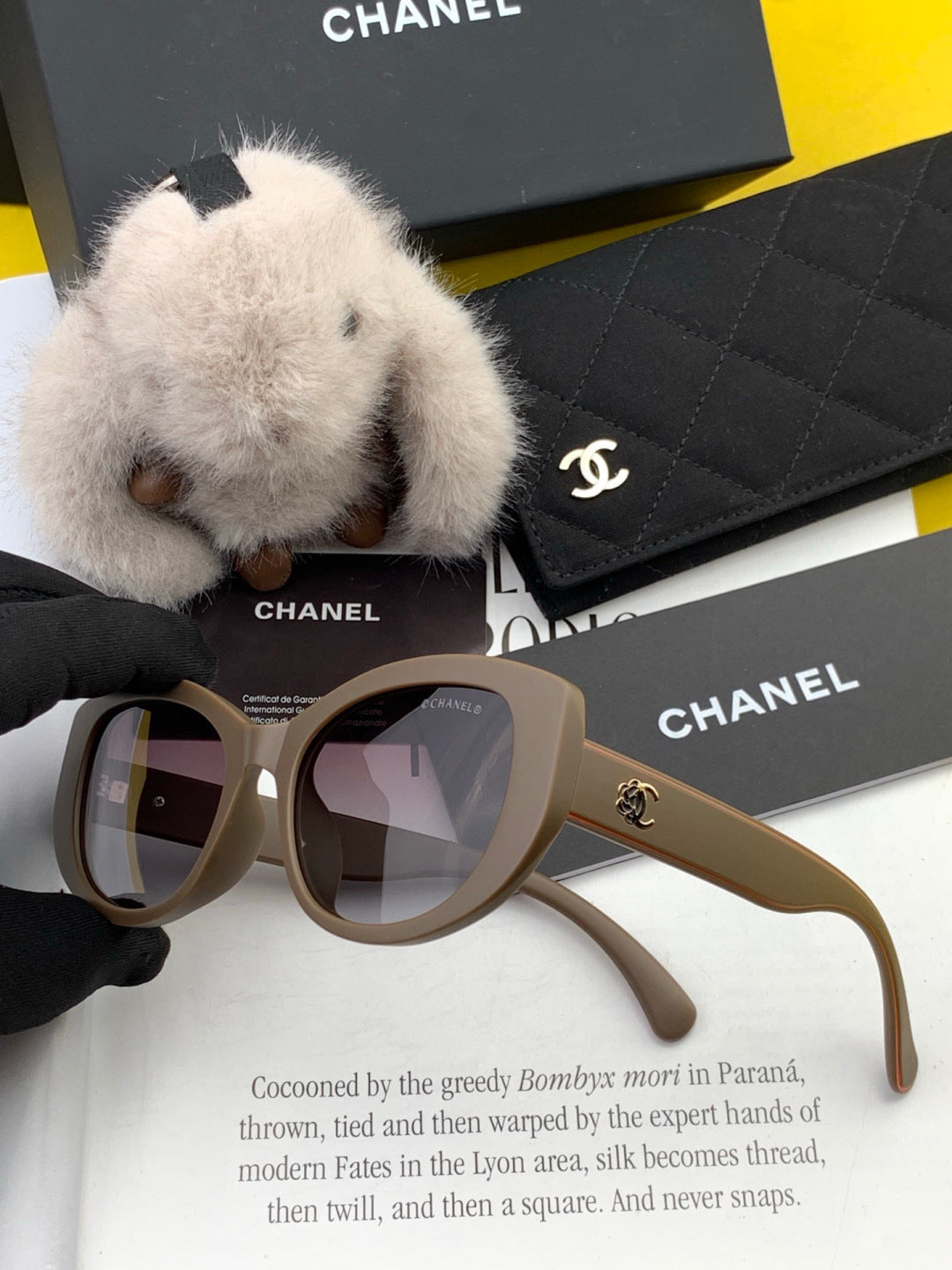 Chanel CH3991 Polarized Round Silver Lens Sunglasses for Women - 934432 - detail image 4