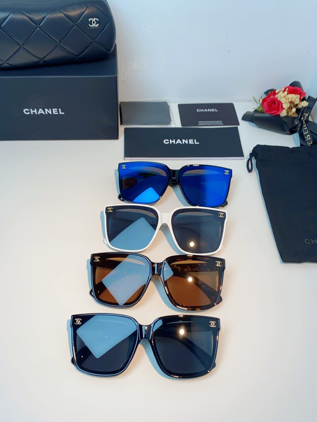 Chanel Polarized Oversized Gray Lens Sunglasses for Men & Women - 997743 - detail image 12