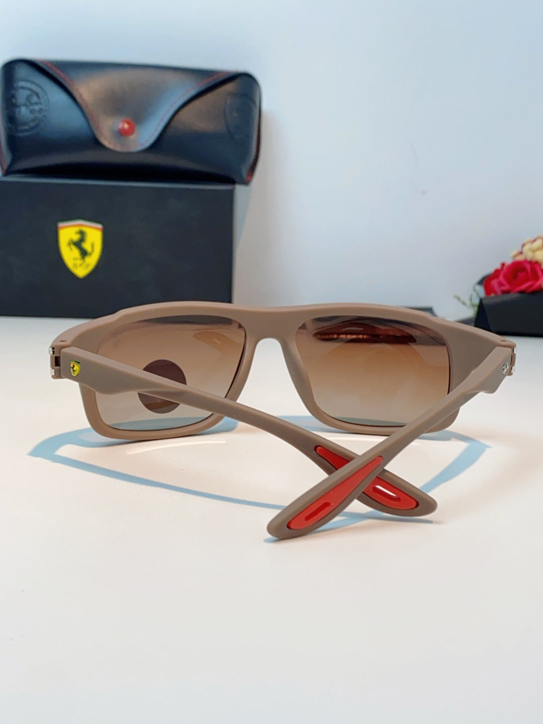 Ray-Ban RB4364 Polarized Fashion Brown Lens Sunglasses for Men & Women - detail image 3
