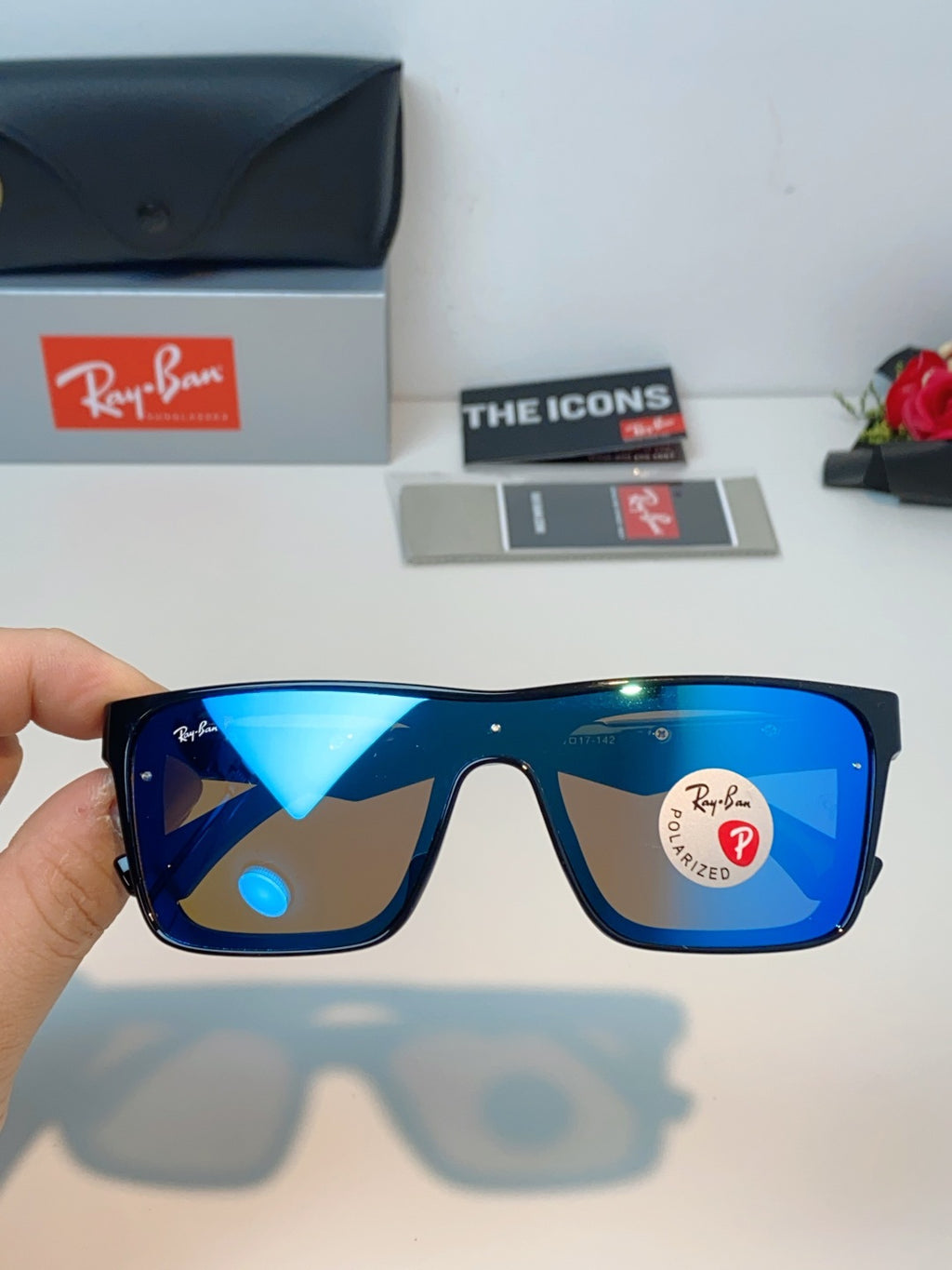 Ray-Ban RB8957 Polarized Oversized Blue Lens Sunglasses for Men & Women - detail image 4