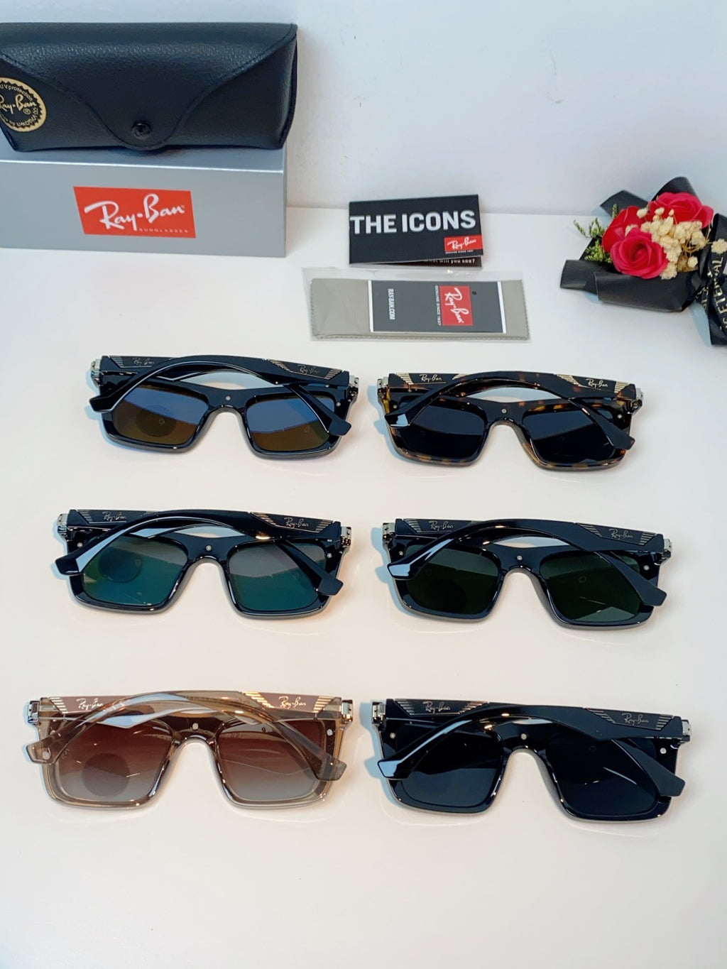 Ray-Ban RB8957 Polarized Oversized Gray Lens Sunglasses for Men & Women - detail image 11