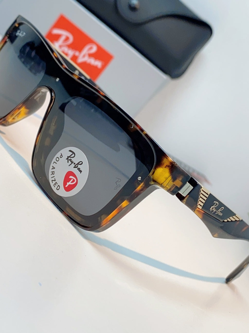 Ray-Ban RB8957 Polarized Oversized Gray Lens Sunglasses for Men & Women - detail image 7