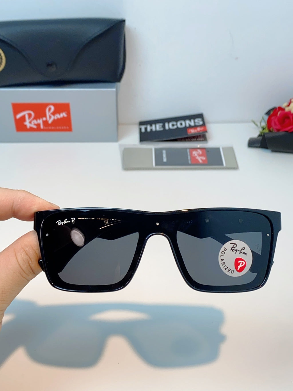 Ray-Ban RB8957 Polarized Oversized Black Lens Sunglasses for Men & Women - detail image 4