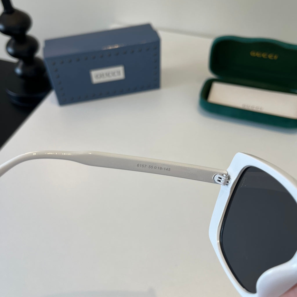 Gucci Oversized Silver Lens Sunglasses for Men & Women - 371507 - detail image 8