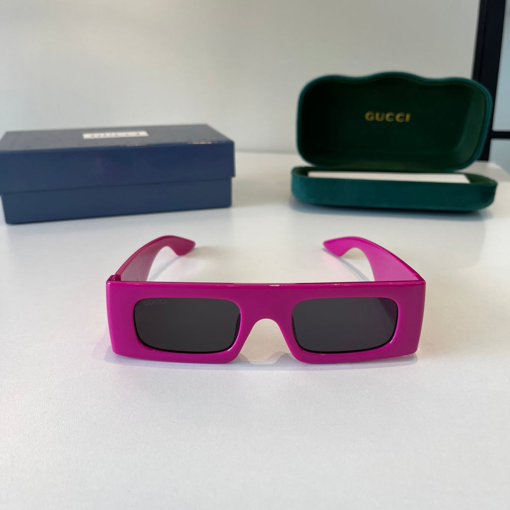 Gucci Oversized Purple Lens Sunglasses for Men & Women - 371484 - detail image 2
