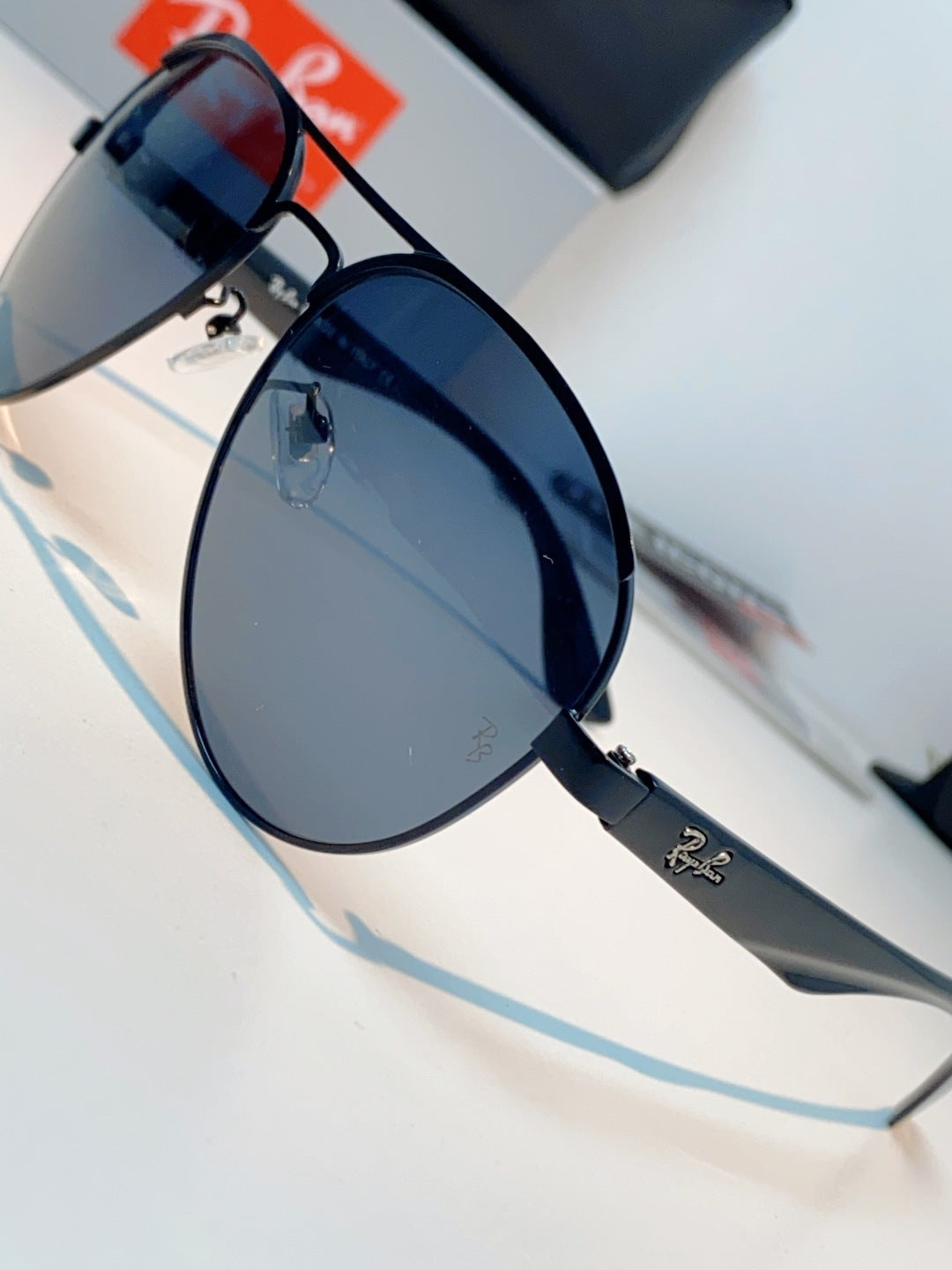 Ray-Ban RB3523 Polarized Fashion Blue Lens Sunglasses for Men - detail image 7