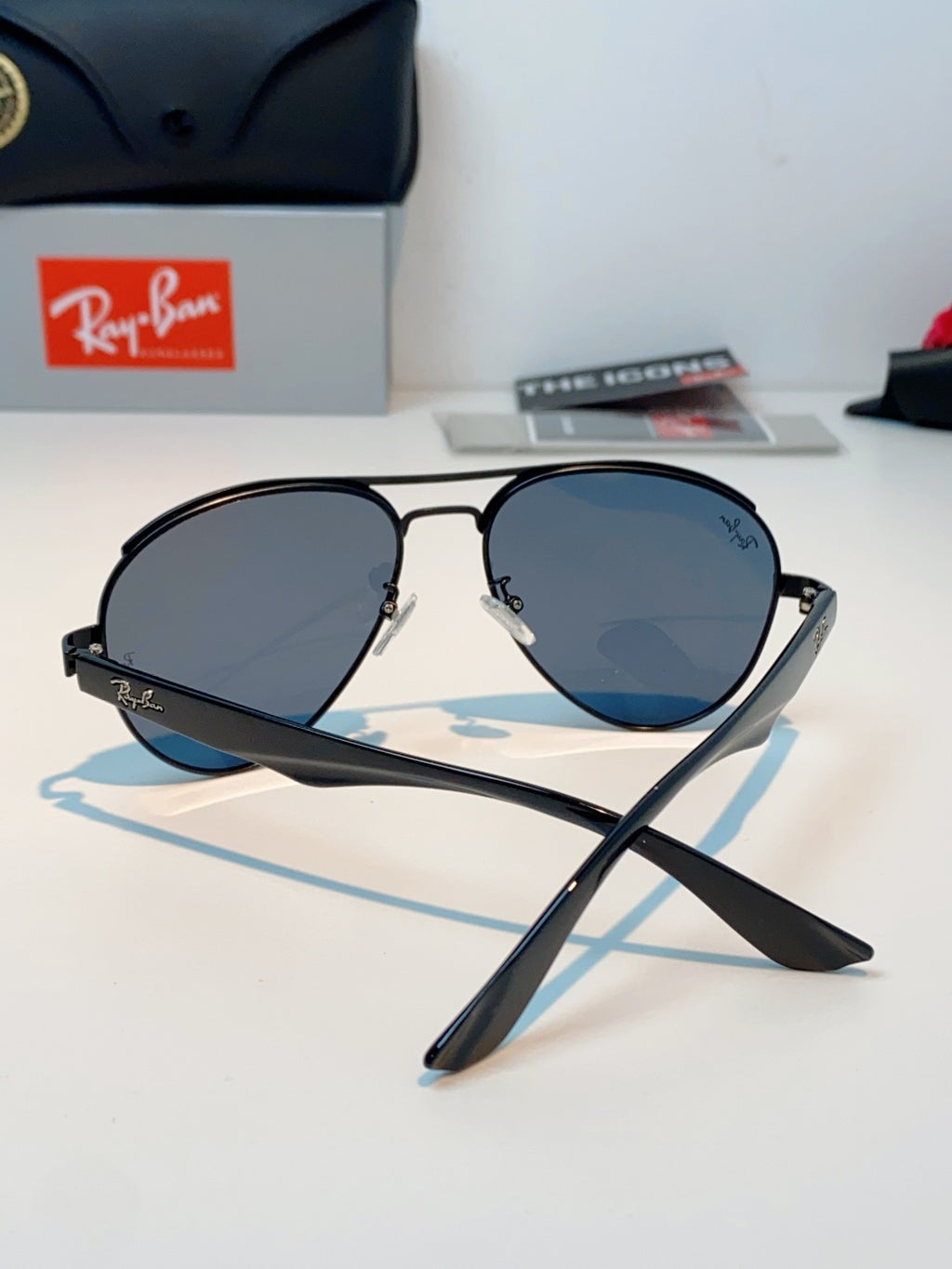 Ray-Ban RB3523 Polarized Fashion Blue Lens Sunglasses for Men - detail image 3