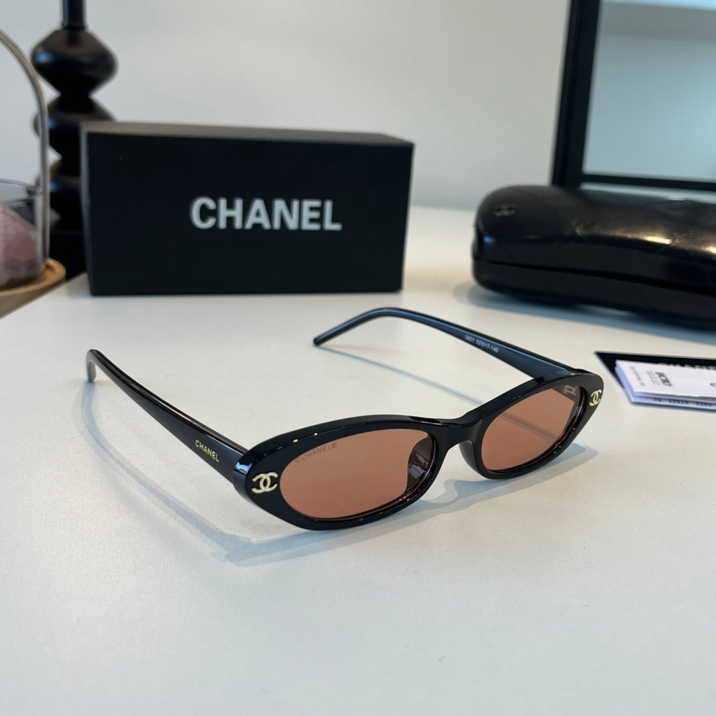 Chanel Oversized Brown Lens Sunglasses for Men & Women - 448992