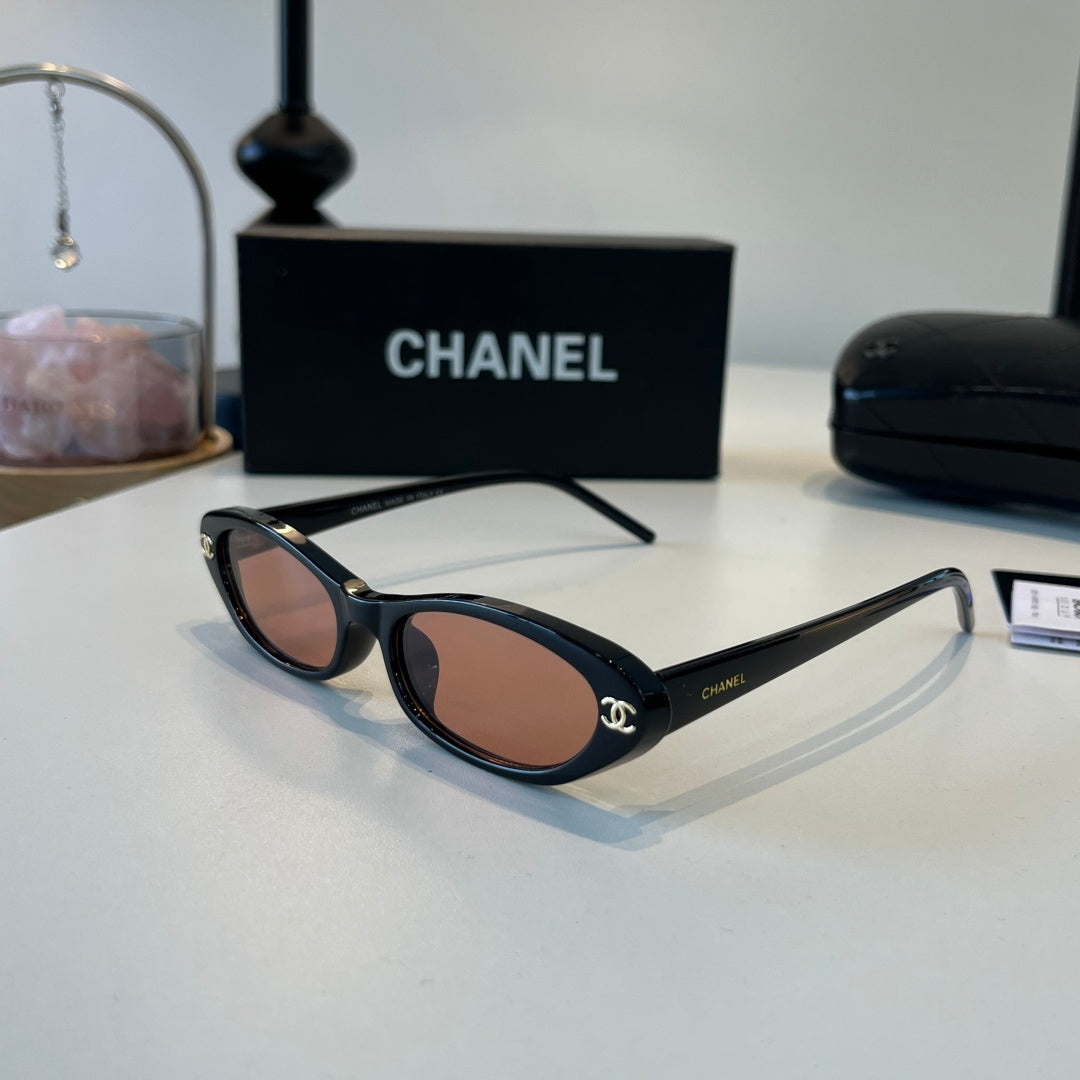 Chanel Oversized Brown Lens Sunglasses for Men & Women - 486550 - detail image 3