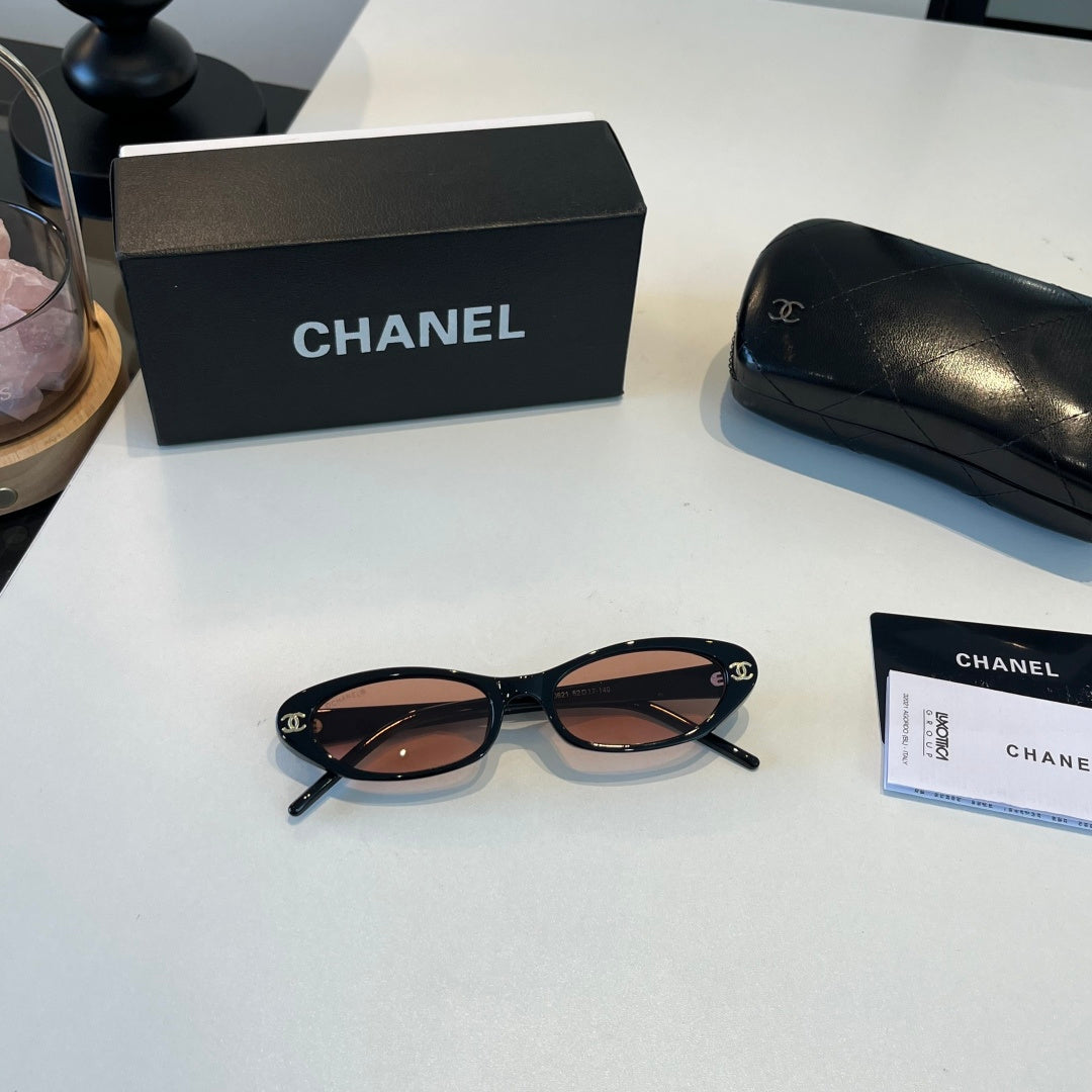 Chanel Oversized Brown Lens Sunglasses for Men & Women - 371831 - detail image 5