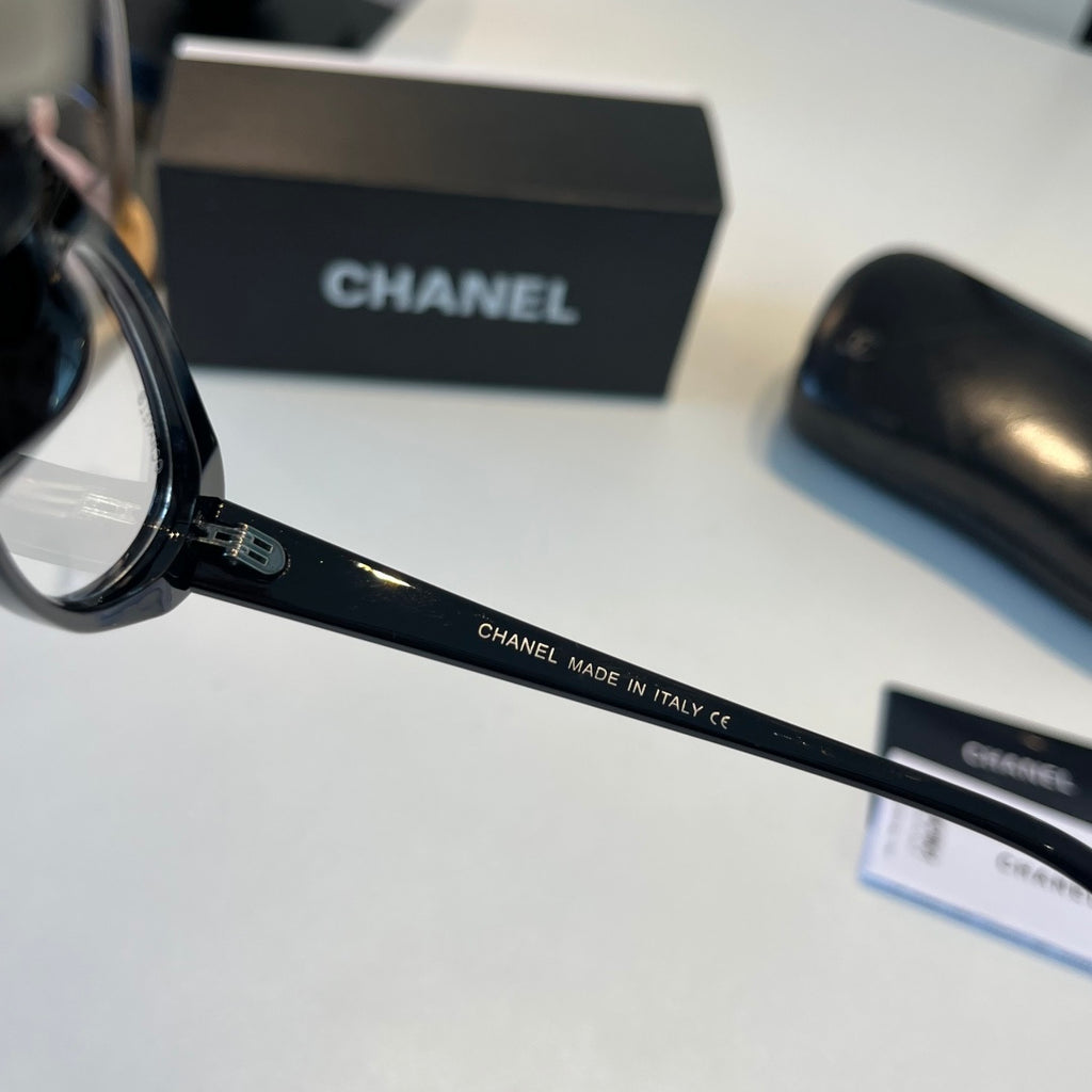 Chanel Oversized Silver Lens Sunglasses for Men & Women - 448993 - detail image 9