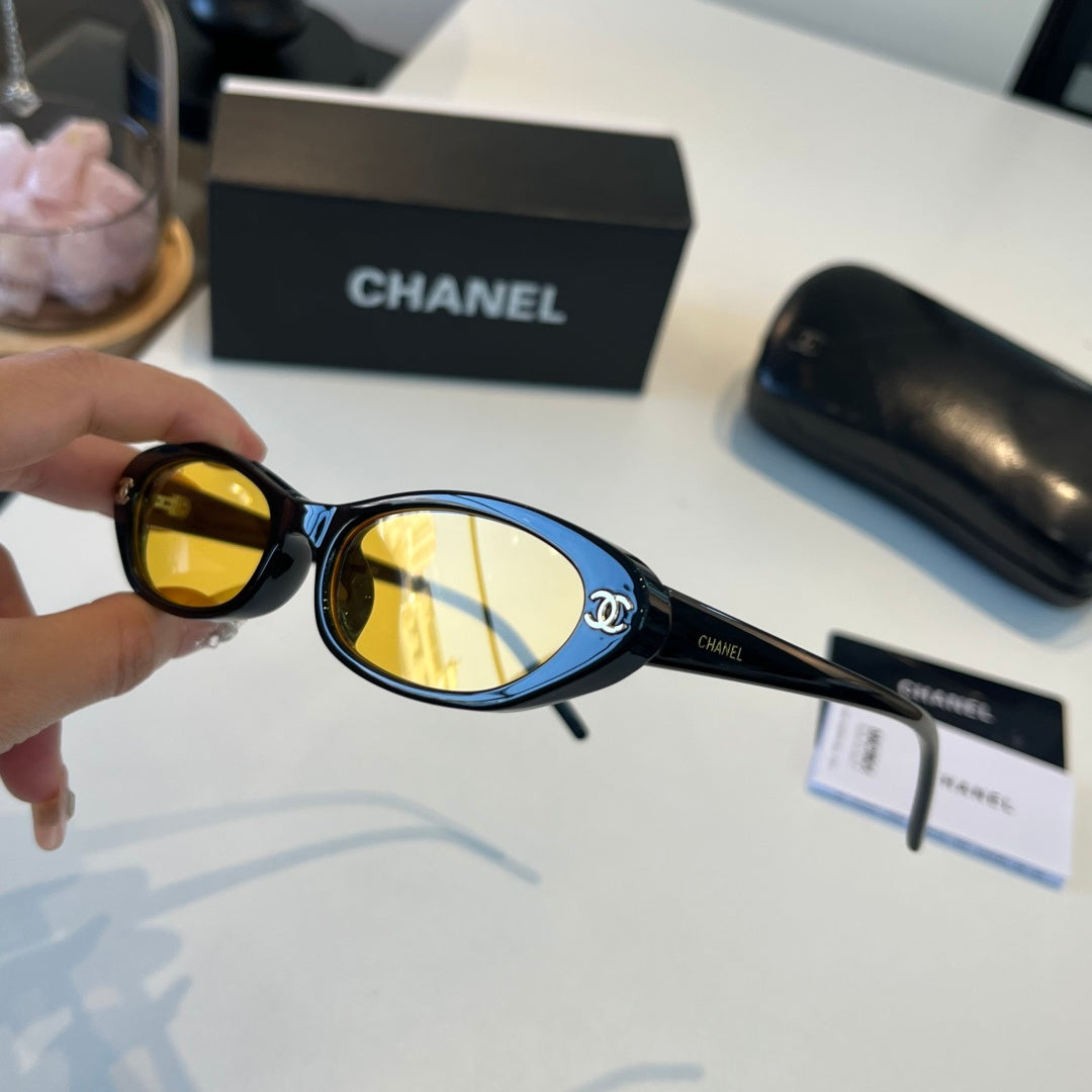 Chanel Oversized Orange Lens Sunglasses for Men & Women - 371833 - detail image 4