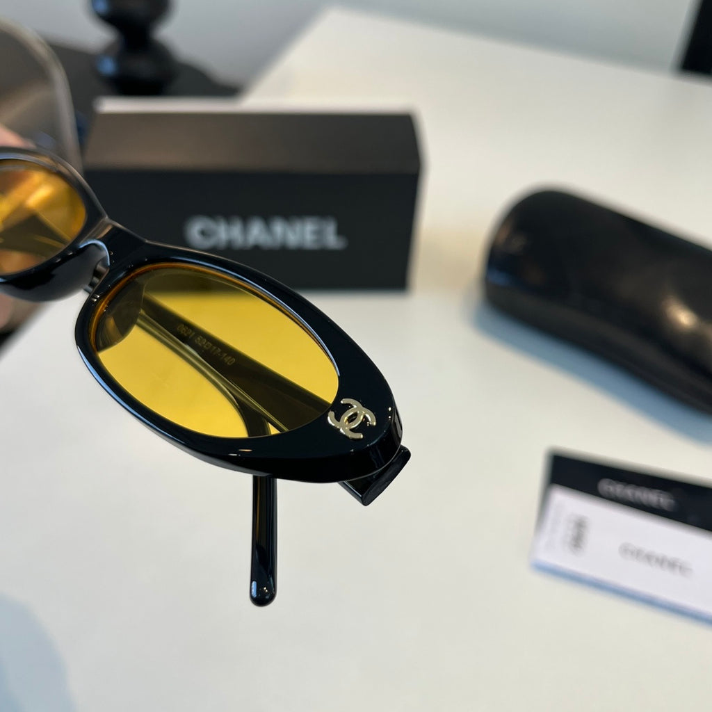 Chanel Oversized Orange Lens Sunglasses for Men & Women - 371833 - detail image 7