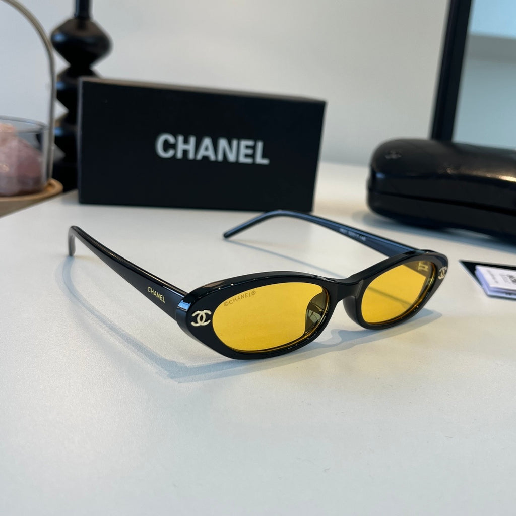 Chanel Oversized Orange Lens Sunglasses for Men & Women - 371833
