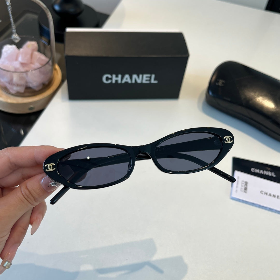 Chanel Oversized Silver Lens Sunglasses for Men & Women - 371834 - detail image 5